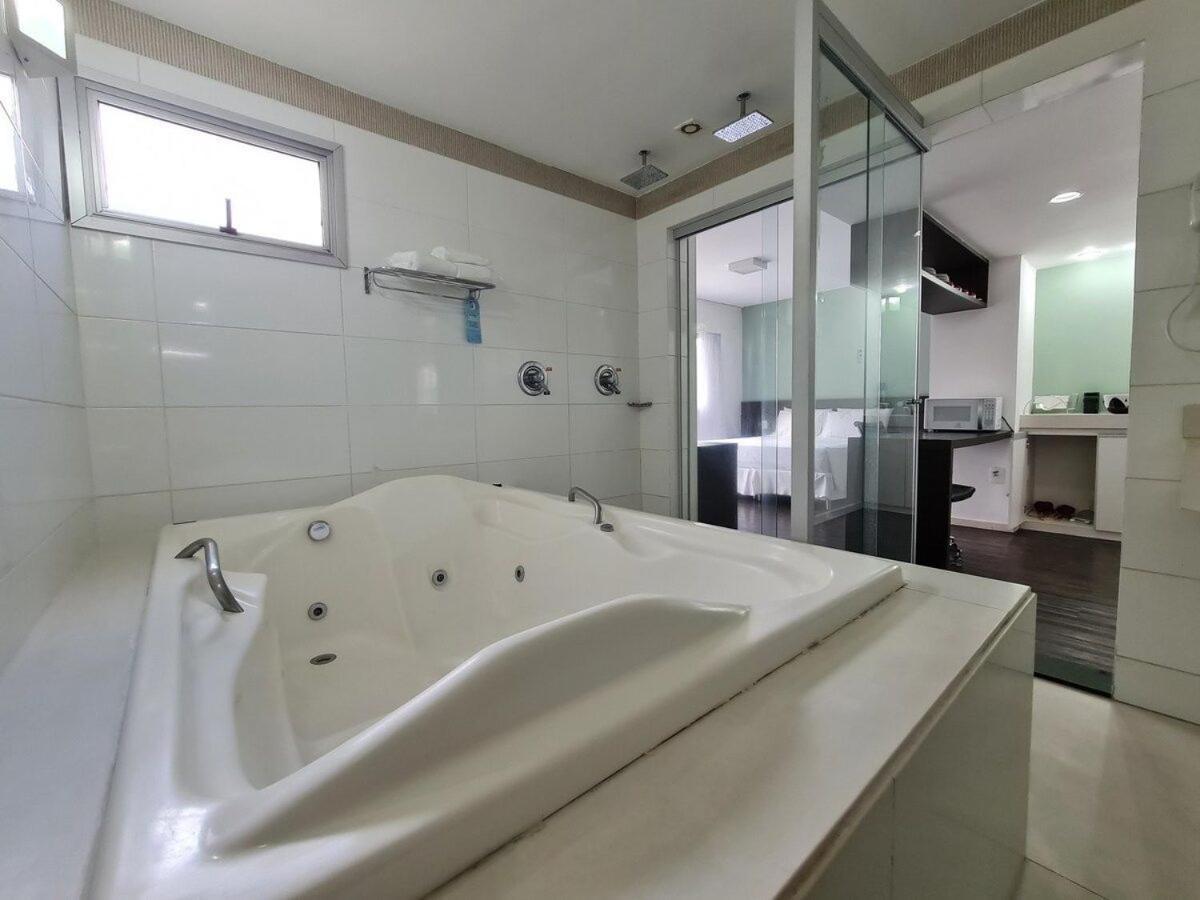 Flat Com Jacuzzi Na Lagoa Da Pampulha Belo Horizonte Ngoại thất bức ảnh